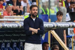 半岛体育下载-米体:法布雷加斯将留在科莫,继续执教球队至少一年