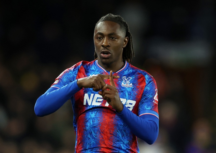 记者:枪手总监&主帅在7月亲自说服埃泽,这是球员加盟枪手的关键