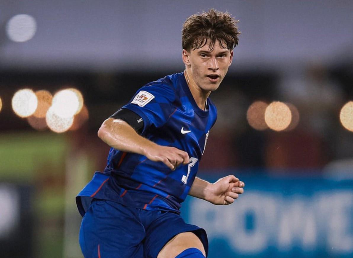 半岛体育注册网址-意媒：萨格勒布17岁中卫亚基罗维奇想去国米并愿意加入二队